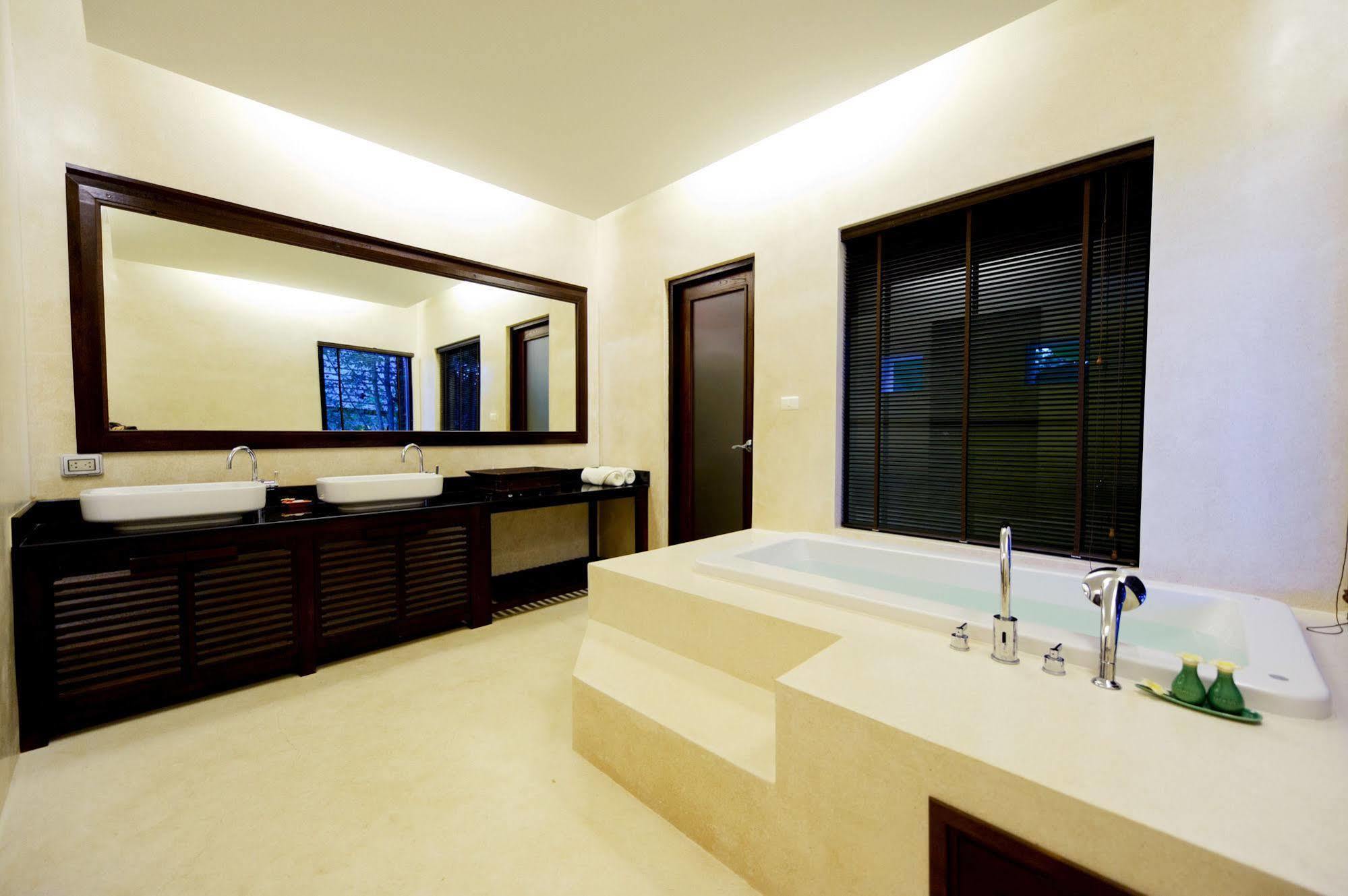 Chiangmai Highlands Golf And Spa Resort Mae On Екстериор снимка