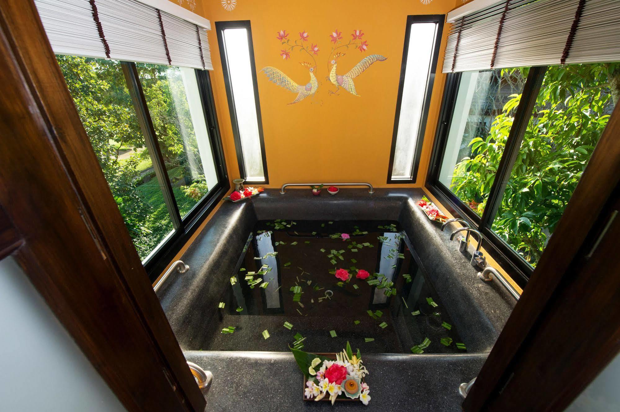 Chiangmai Highlands Golf And Spa Resort Mae On Екстериор снимка